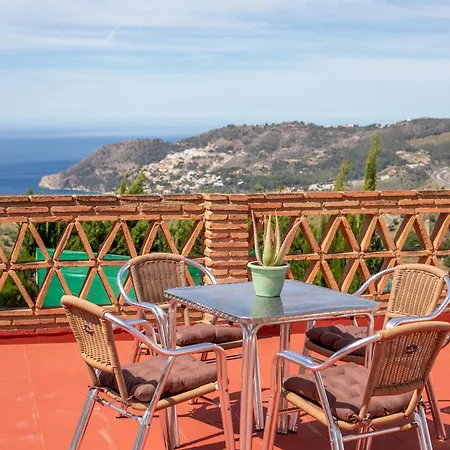Cortijo Rural Con Vistas Al Mar Y Silencio Natural Country house