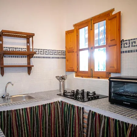 Cortijo Rural Con Vistas Al Mar Y Silencio Natural Country house